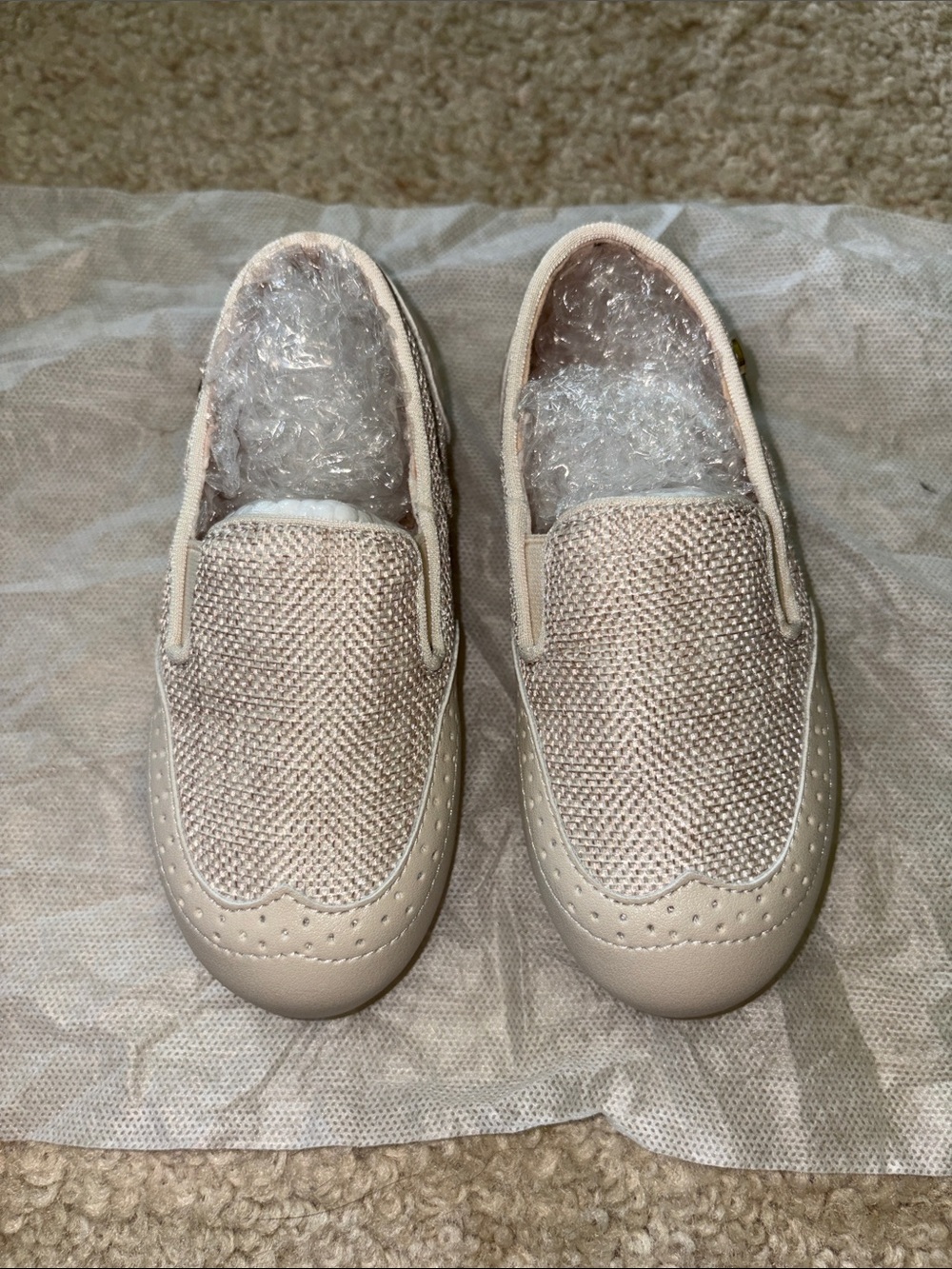 Slip-On Moccasins in Cream Tan - Soft Comfort Loafers